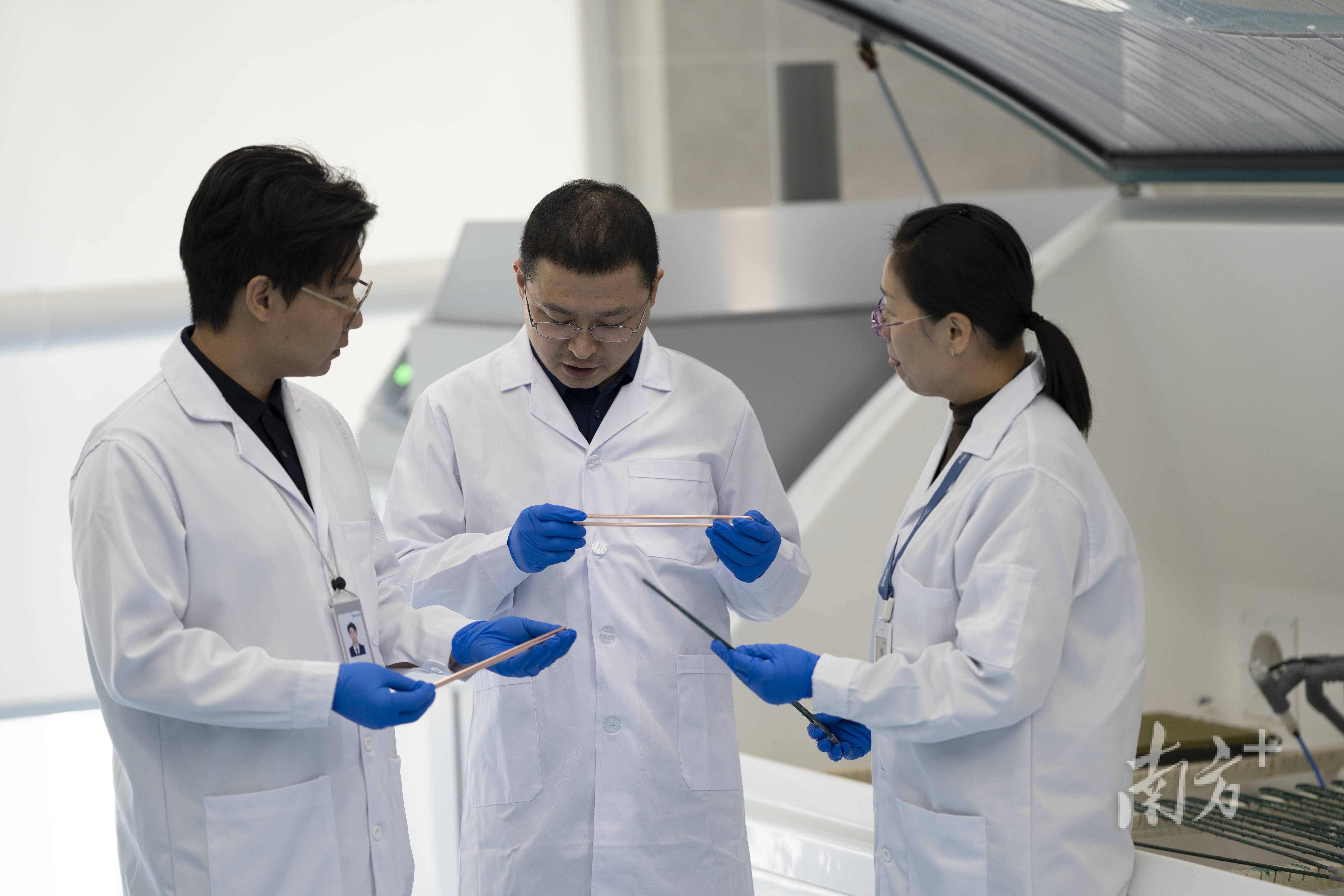 迈向空调全球引领者|榜样的力量④尊龙凯时app季振勤:创新突围(图3) 迈向空调全球引领者|榜样的力量④尊龙凯时app季振勤:创新突围(图3)